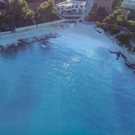 Charming With Private Garden And Terrace Апартаменты