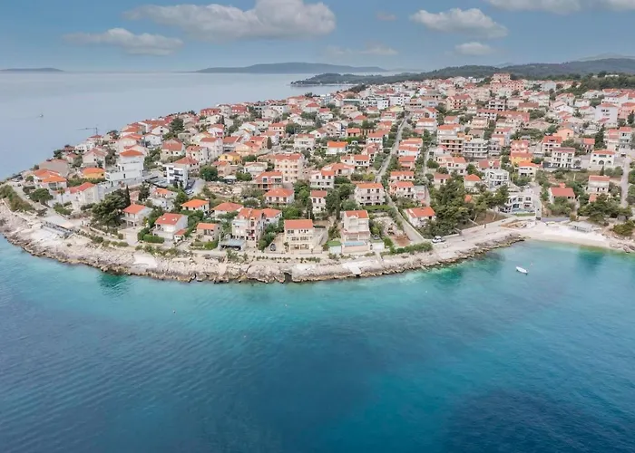 Apartment Charming With Private Garden And Terrace Trogir