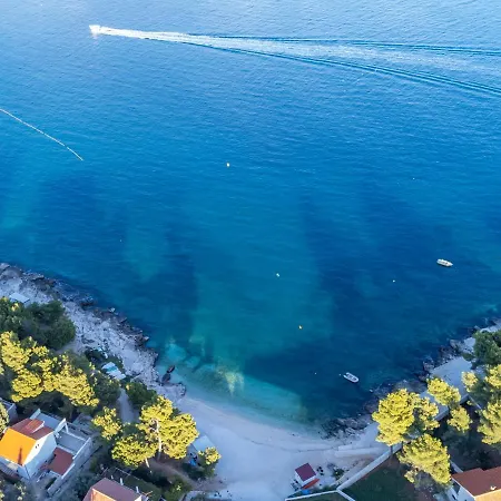 Lägenhet Charming With Private Garden And Terrace Trogir