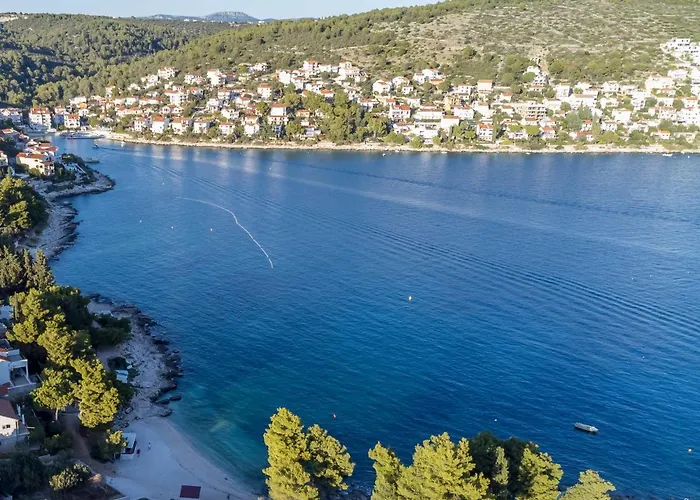 Charming With Private Garden And Terrace * Trogir